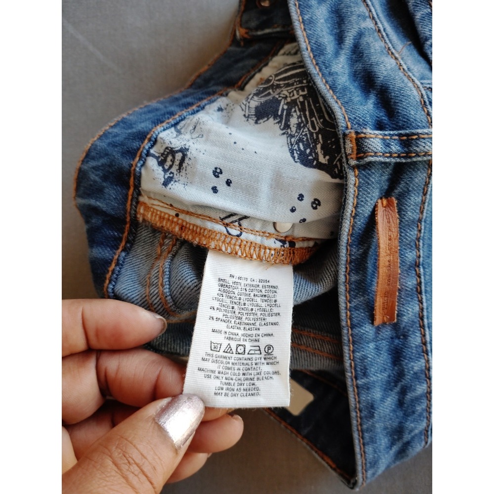 Anthropologie Pilcro and the Letterpress Medium Wash Flare Leg Jeans Fray Hem 25 - Picture 9 of 13